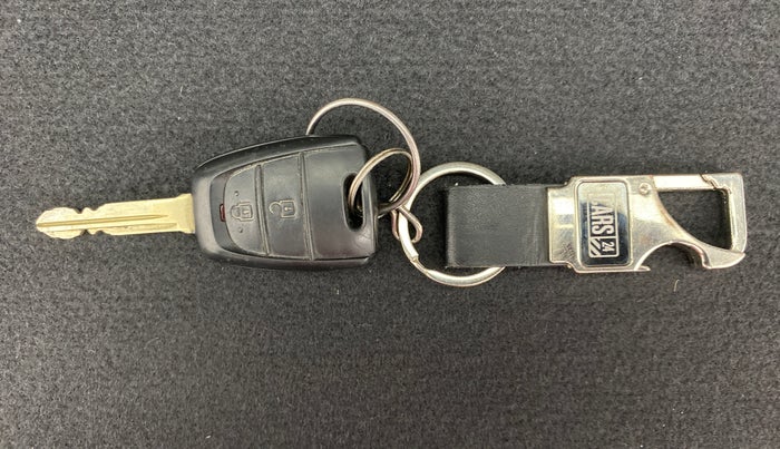2019 Hyundai Grand i10 SPORTZ 1.2 KAPPA VTVT, Petrol, Manual, 2,05,020 km, Key Close Up