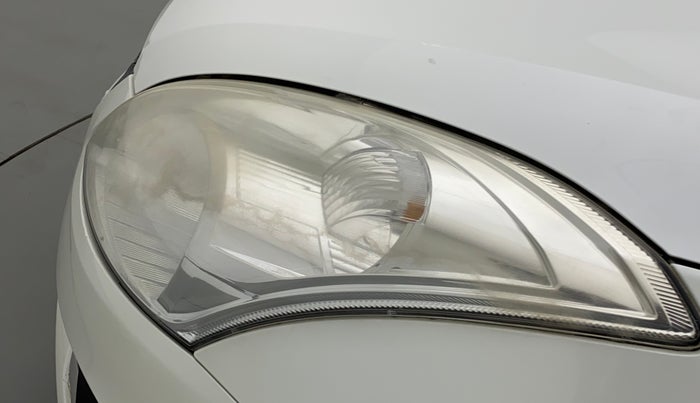 2015 Maruti Swift ZXI, Petrol, Manual, 52,763 km, Left headlight - Faded