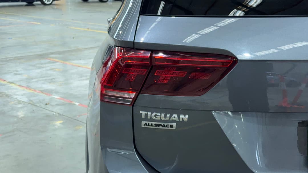 2019 Volkswagen Tiguan Allspace 162 Tsi Highline, Automatic, 122648 km, Badge (Boot Left Side)