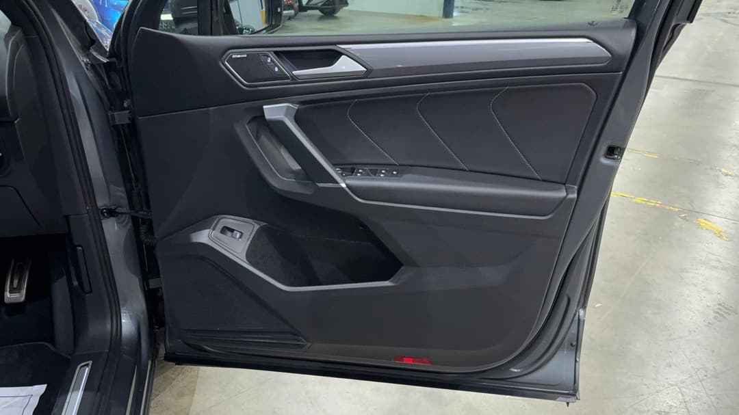 2019 Volkswagen Tiguan Allspace 162 Tsi Highline, Automatic, 122648 km, Speaker View