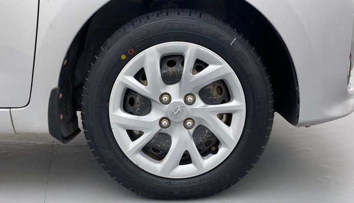 2017 Hyundai Grand i10 SPORTZ 1.2 KAPPA VTVT, Petrol, Manual, 43,682 km, Right Front Wheel
