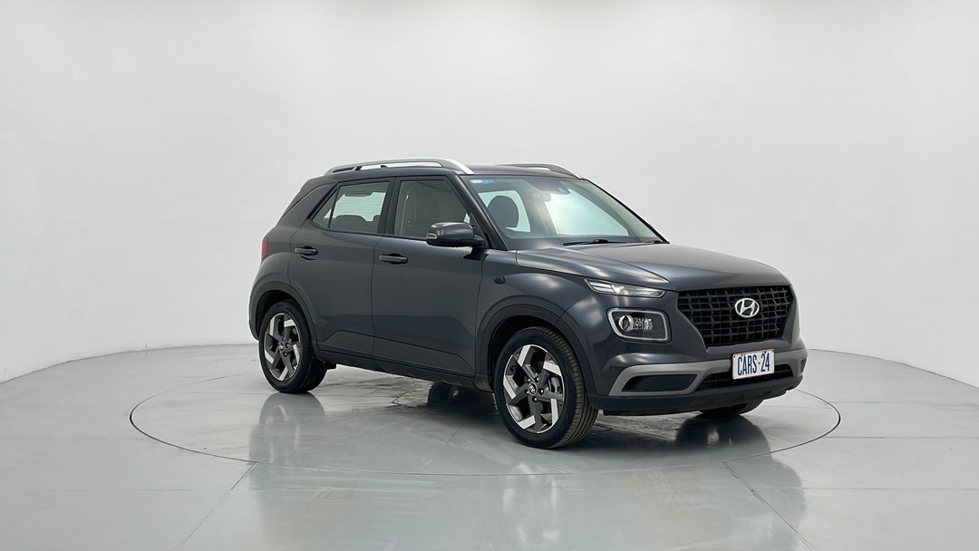 2021 Hyundai Venue Active, Automatic, 43524 km, Right Front Diagonal (45- Degree) View