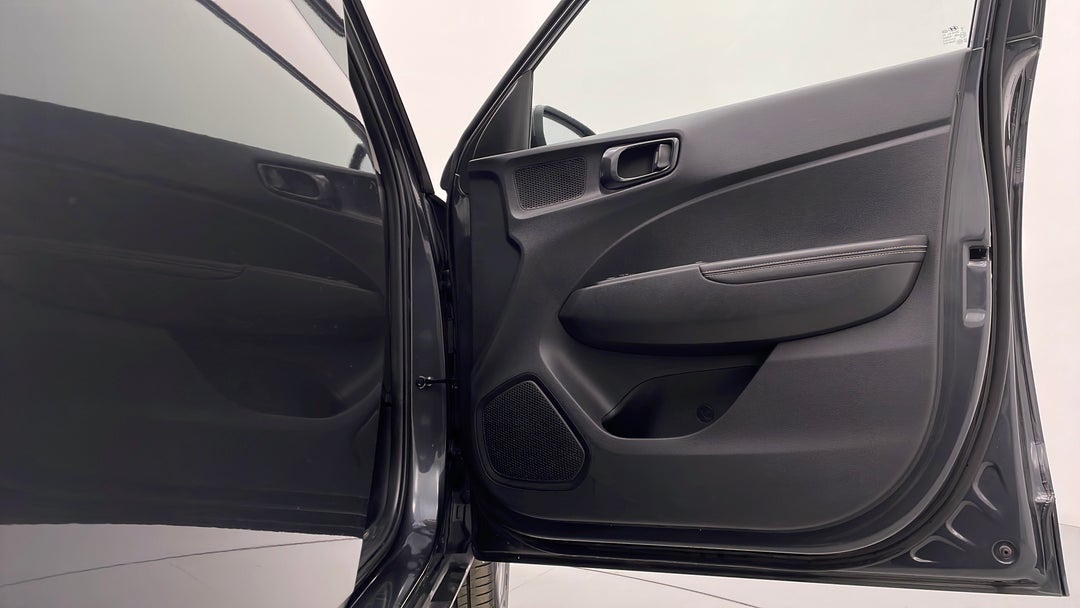 2021 Hyundai Venue Active, Automatic, 43524 km, Speaker View