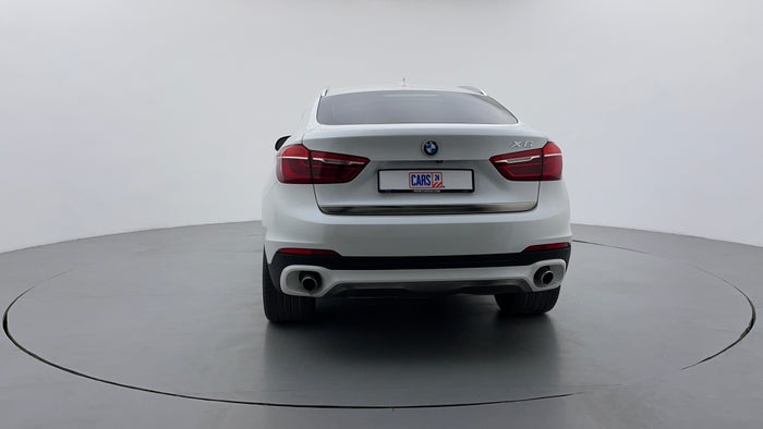 BMW X6-Back/Rear View