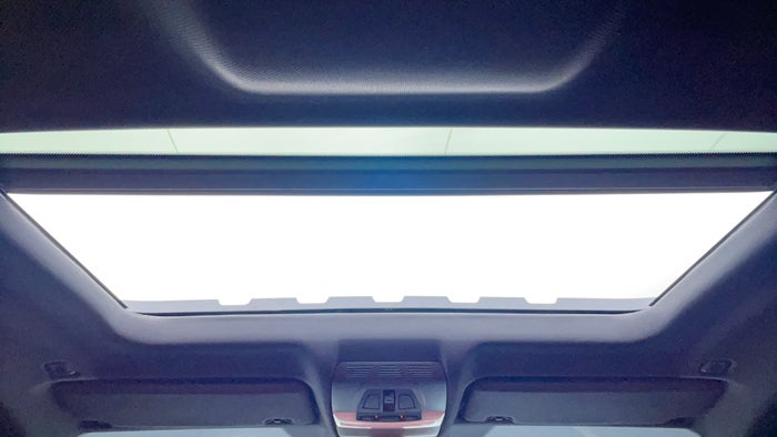 BMW X6-Interior Sunroof/Moonroof