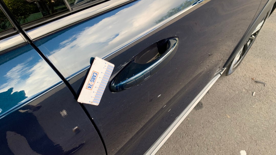 Doors Front RHS Scratch