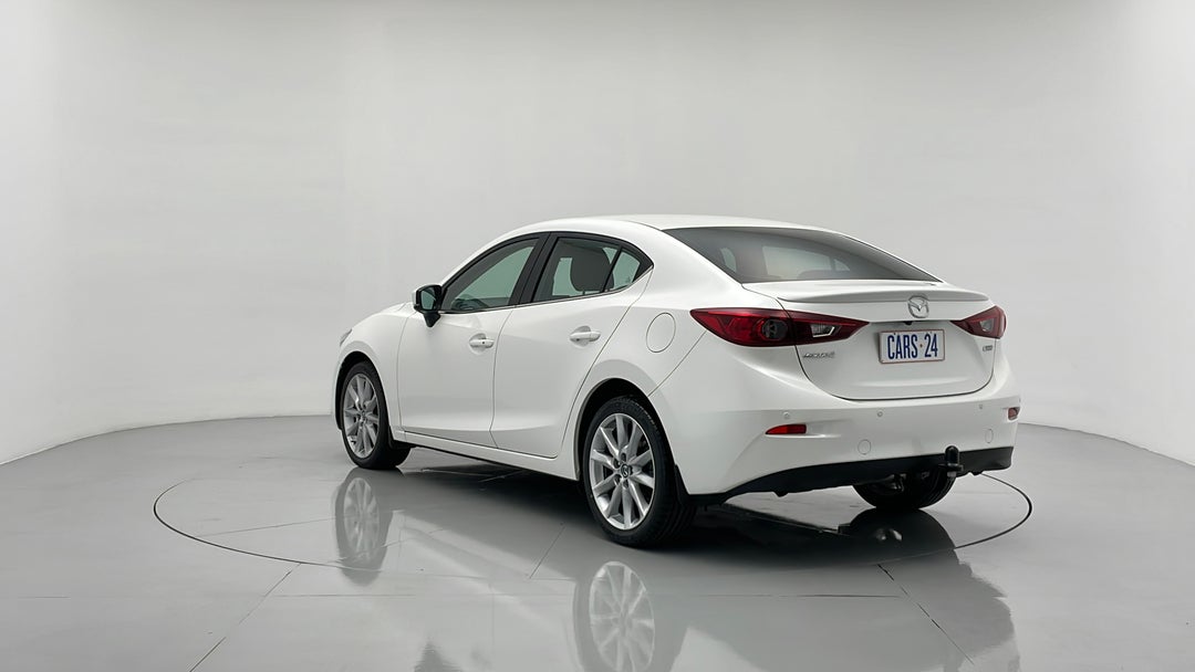 Left Back Diagonal (45- Degree) View