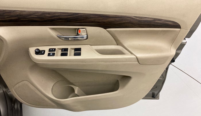 2019 Maruti Ertiga ZXI AT SHVS, Petrol, Automatic, 73,608 km, Driver Side Door Panels Control