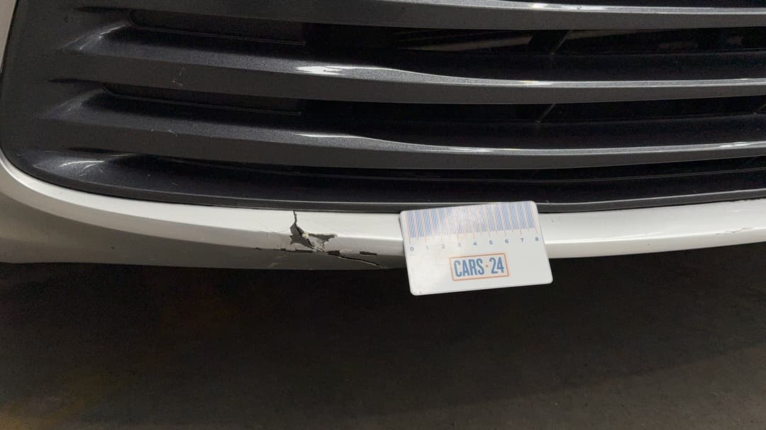 2017 Toyota Camry Altise, Automatic, 85442 km, Bumper Front Paint flaking