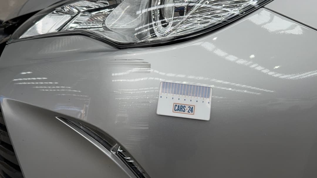 2017 Toyota Camry Altise, Automatic, 85442 km, Bumper Front Scratch