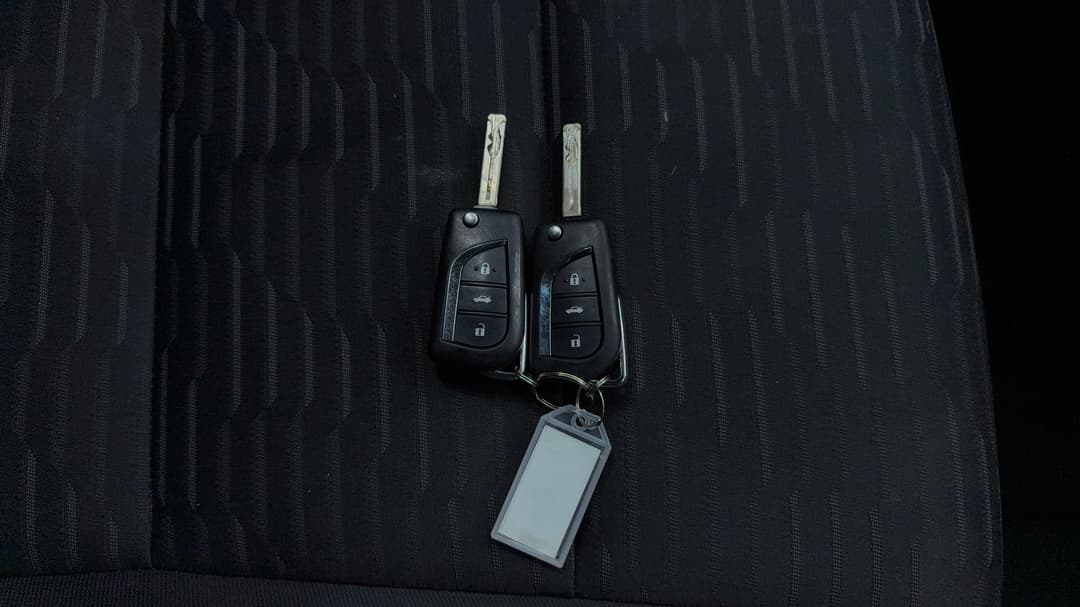 2017 Toyota Camry Altise, Automatic, 85442 km, Key Close-up