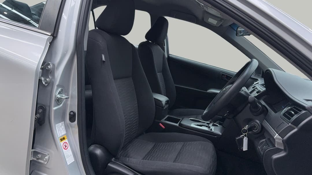 2017 Toyota Camry Altise, Automatic, 85442 km, Right Side Front Door Cabin View