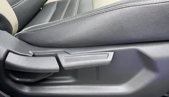 2020 Hyundai AURA S 1.2 Kappa AMT, Petrol, Automatic, 23,839 km, Driver Side Adjustment Panel