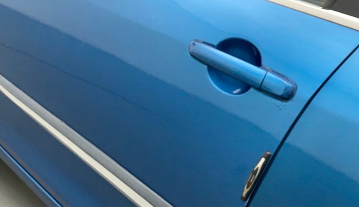 2012 Maruti Swift Dzire VXI, Petrol, Manual, 61,530 km, Front passenger door - Slight discoloration