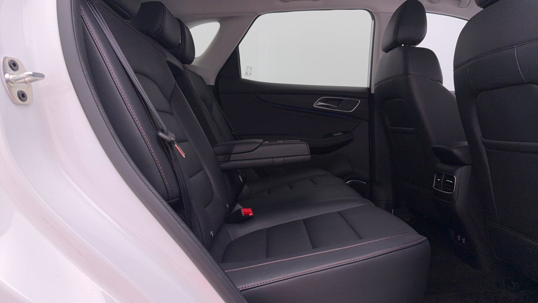 2024 MG HS Excite, Automatic, 6985 km, Right Side Rear Door Cabin View