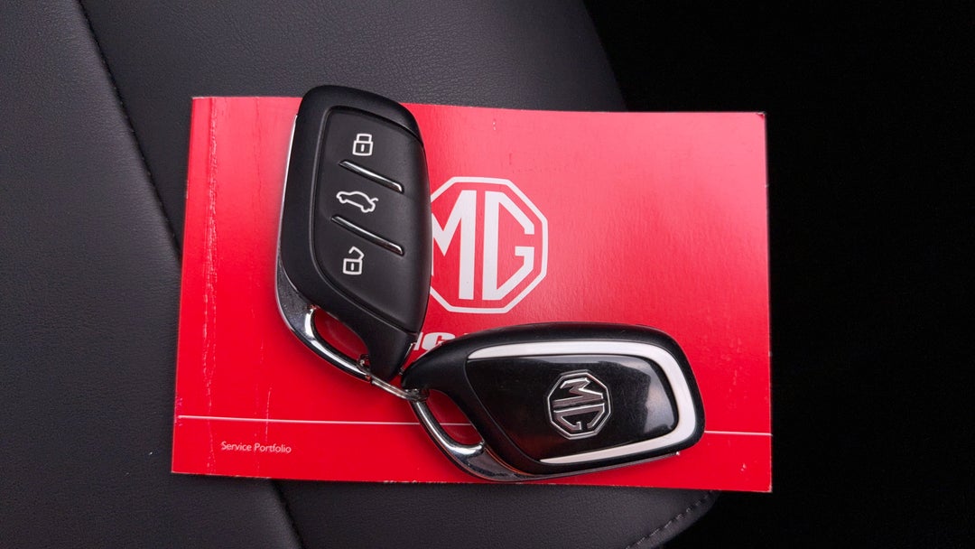 2024 MG HS Excite, Automatic, 6985 km, Key Close-up