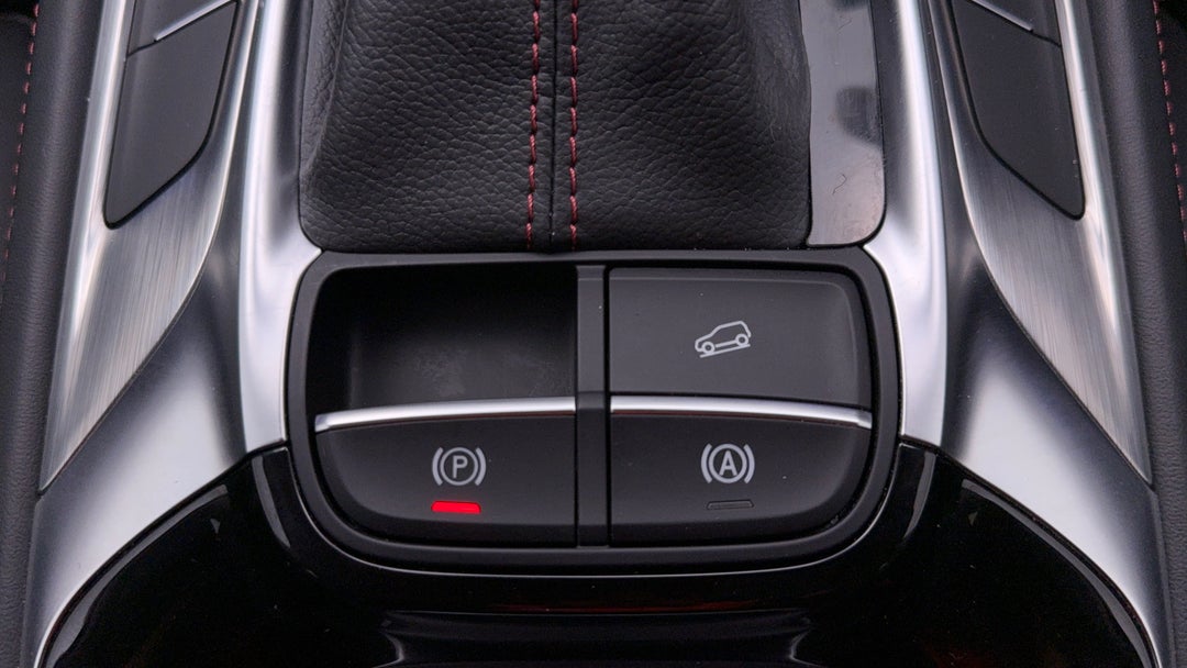 2024 MG HS Excite, Automatic, 6985 km, Handbrake