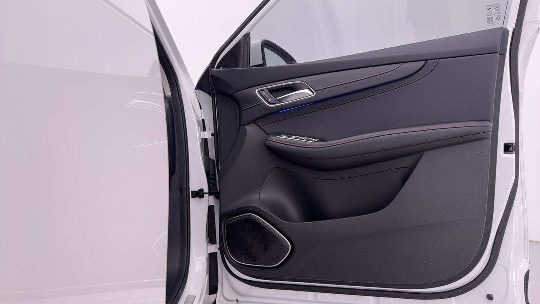 2024 MG HS Excite, Automatic, 6985 km, Speaker View