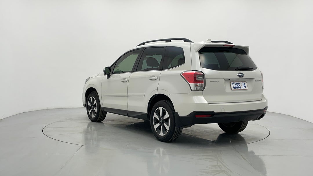 Left Back Diagonal (45- Degree) View