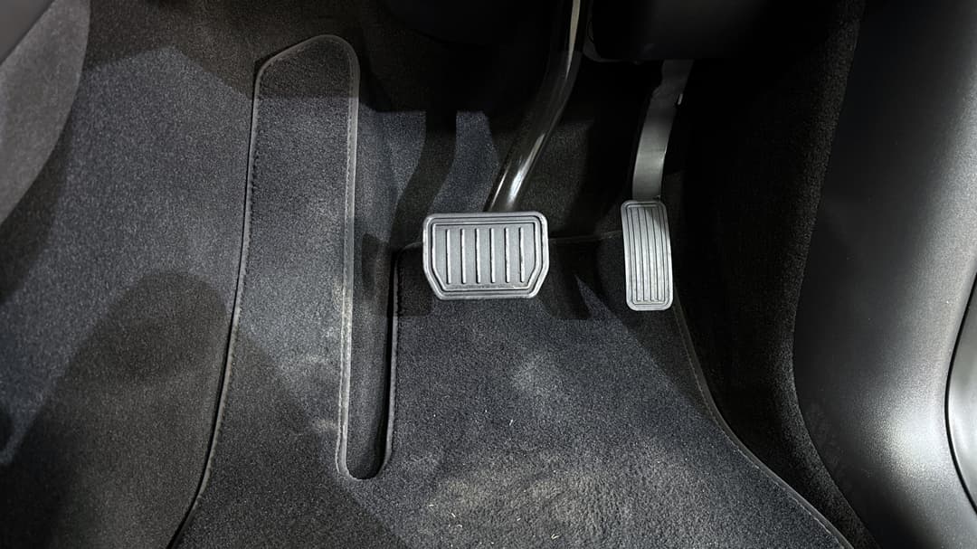 Pedals and Footmat