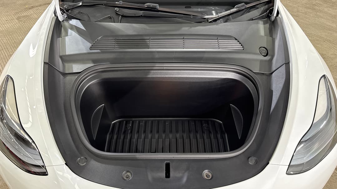 Open Bonnet (Engine)
