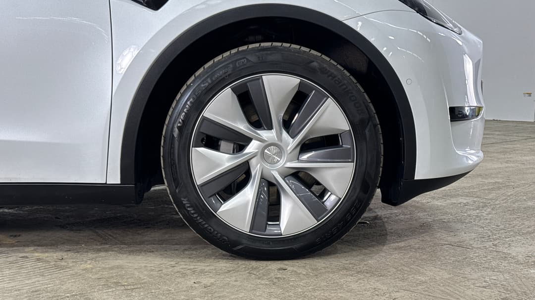 Right Front Wheel