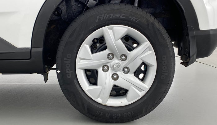 2020 Hyundai VENUE S MT 1.2 KAPPA, Petrol, Manual, 24,234 km, Left Rear Wheel