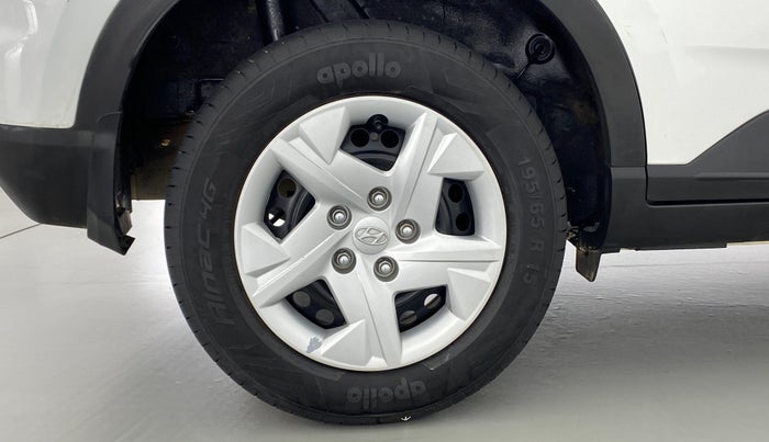 2020 Hyundai VENUE S MT 1.2 KAPPA, Petrol, Manual, 24,234 km, Right Rear Wheel
