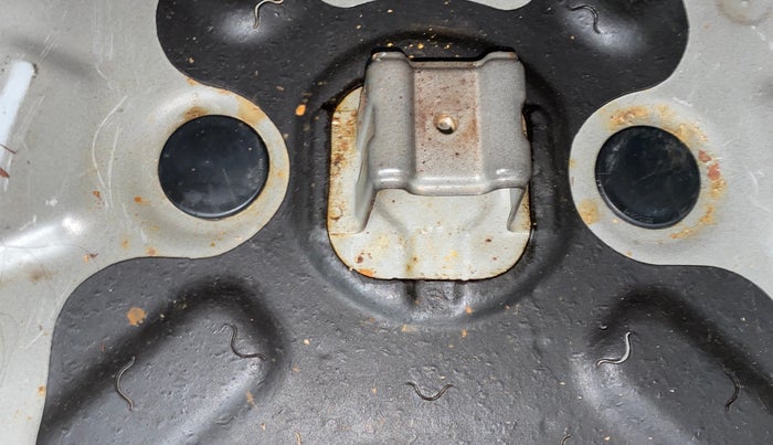 2014 Hyundai Xcent SX 1.2, Petrol, Manual, 42,695 km, Boot floor - Slight discoloration