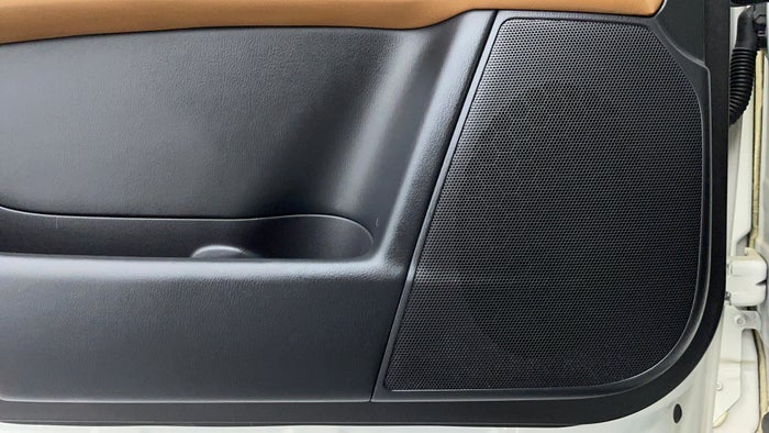 NISSAN PATROL-Speakers