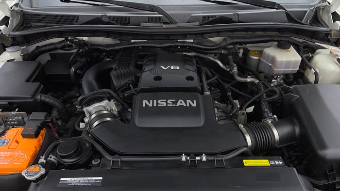 NISSAN PATROL-Engine Bonet View
