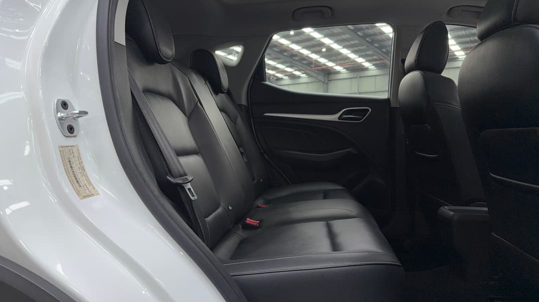 2019 MG ZS Essence, Automatic, 58405 km, Right Side Rear Door Cabin View