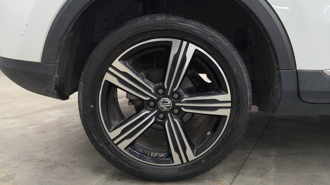 2019 MG ZS Essence, Automatic, 58405 km, Right Rear Wheel