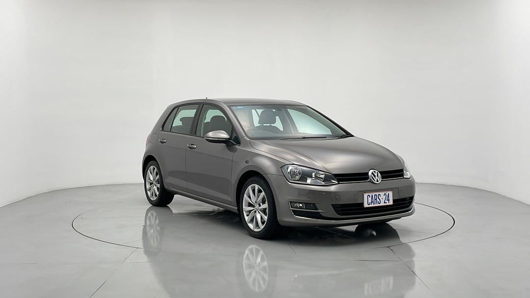 Right Front Diagonal (45- Degree) View