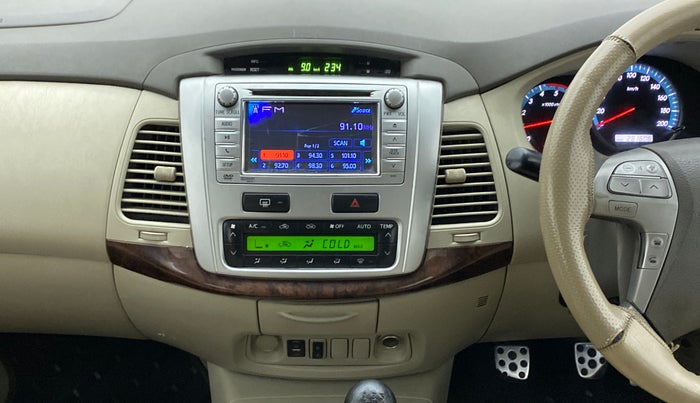 2013 Toyota Innova 2.5 VX 8 STR BS IV, Diesel, Manual, 2,81,647 km, Air Conditioner