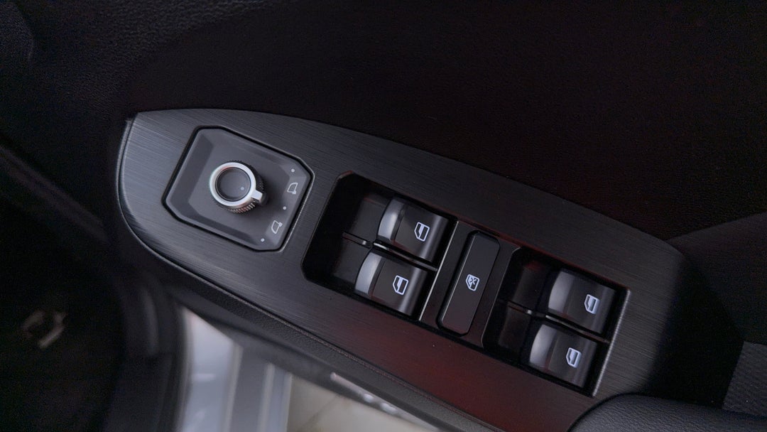 Drivers Side Door Panel Controls