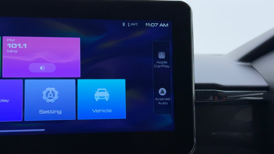 On-Roof Controls/Sunglass holder