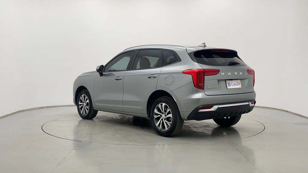 Left Back Diagonal (45- Degree) View