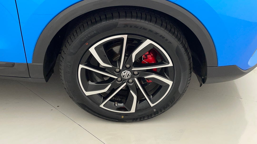 2021 MG Zst Essence, Automatic, 59729 km, Right Front Wheel