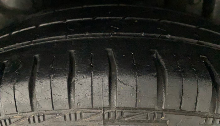 2012 Maruti Swift Dzire VXI, Petrol, Manual, 67,315 km, Left Rear Tyre Tread