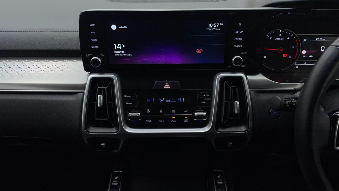 2023 Kia Sorento Sport+ 7 Seat, Automatic, 36645 km, Center Console