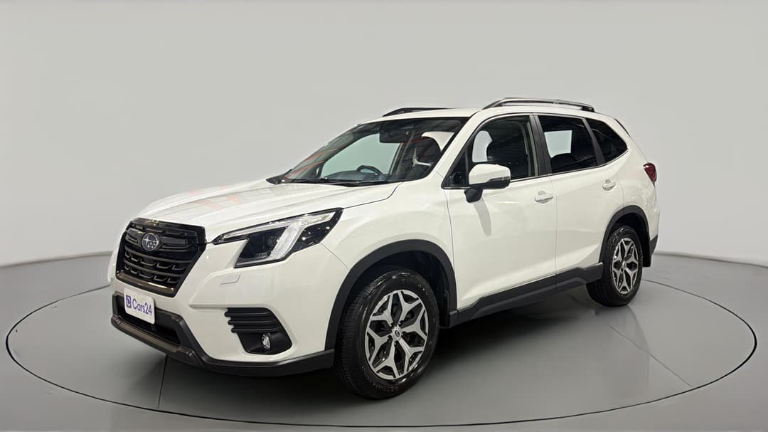 2024 Subaru Forester 2.5i (AWD), Automatic, 53839 km, Left Front Diagonal (45- Degree) View