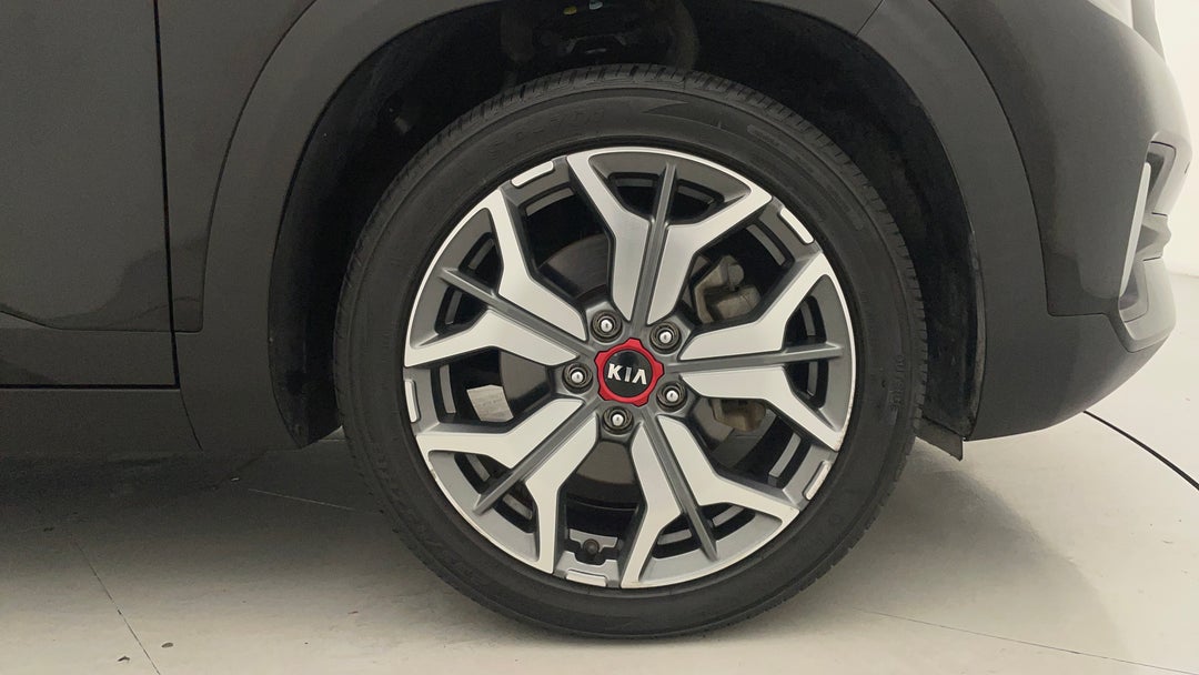 2020 Kia Seltos Gt-line (AWD), Automatic, 44017 km, Right Front Wheel