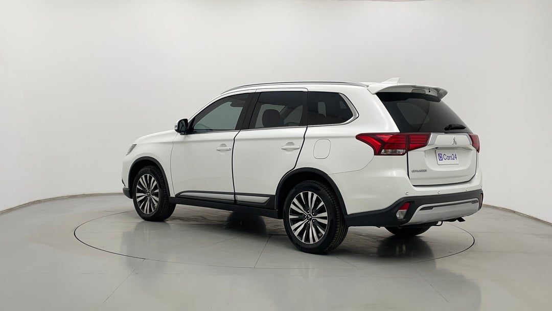 Left Back Diagonal (45- Degree) View