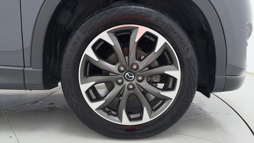 Right Front Wheel