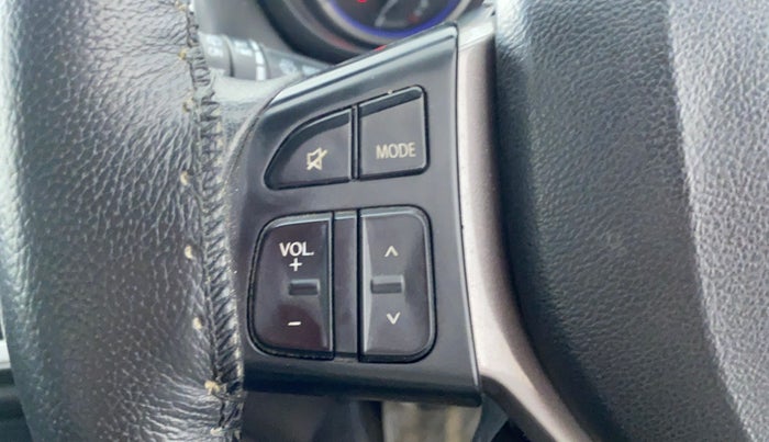 2018 Maruti S Cross DELTA SHVS, Diesel, Manual, 44,280 km, Steering wheel - Sound system control not functional