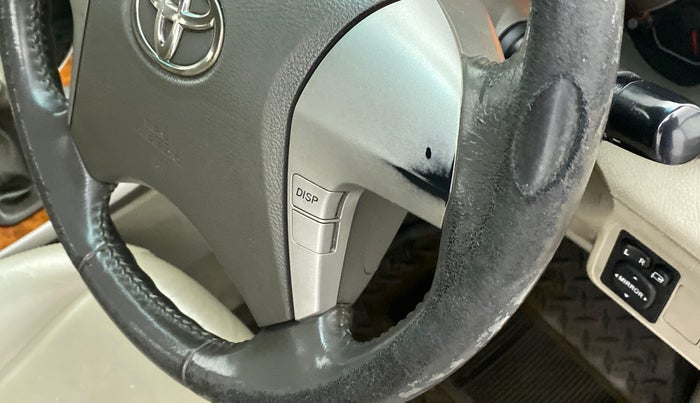 2010 Toyota Corolla Altis GL PETROL, Petrol, Manual, 75,213 km, Steering wheel - Steering cover is minor torn