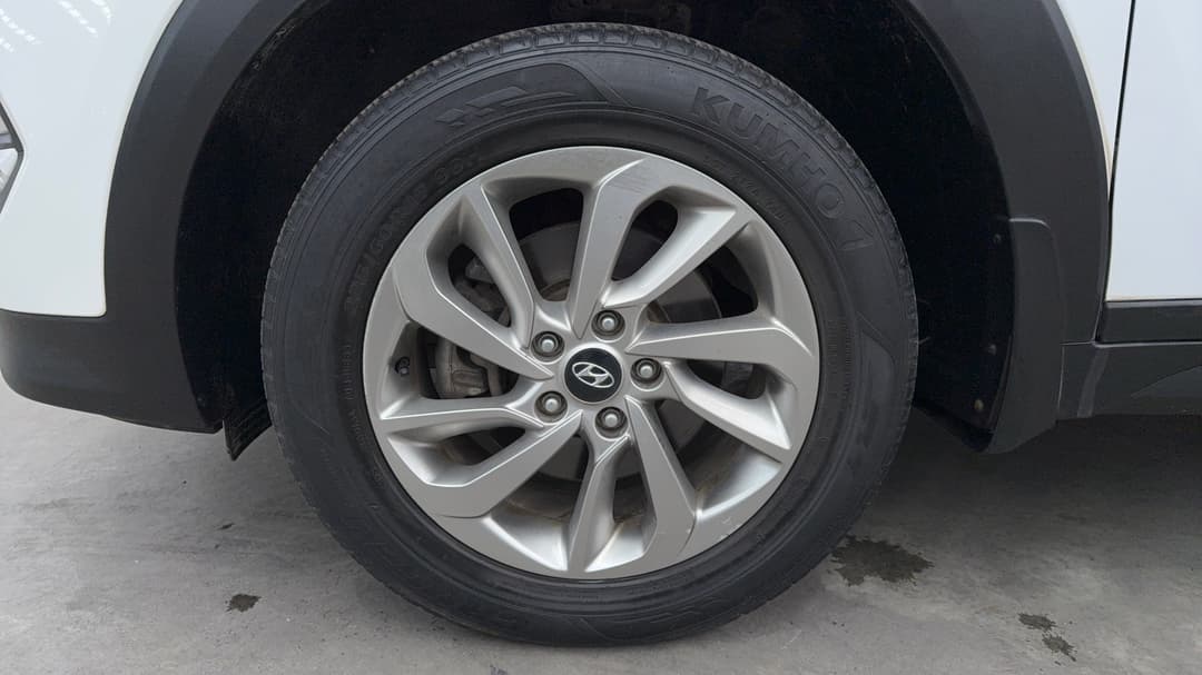 2017 Hyundai Tucson Active (FWD), Automatic, 129894 km, Left Front Wheel