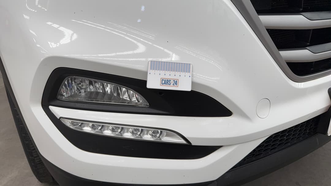 2017 Hyundai Tucson Active (FWD), Automatic, 129894 km, Bumper Front Chip