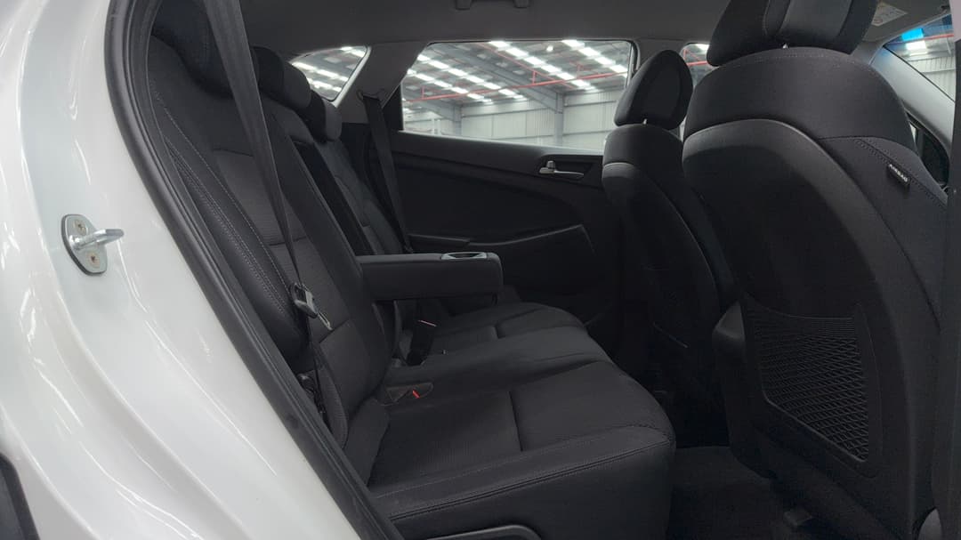 2017 Hyundai Tucson Active (FWD), Automatic, 129894 km, Right Side Rear Door Cabin View